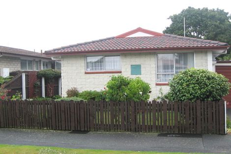 Photo of property in 2/18 Strathfield Avenue, Dallington, Christchurch, 8061