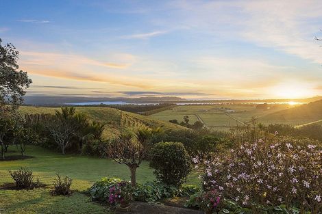 Photo of property in 317 Takatu Road, Tawharanui Peninsula, Warkworth, 0986