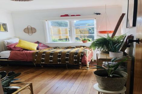 Photo of property in 4 Auckland Terrace, Melrose, Wellington, 6023