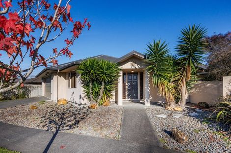 Photo of property in 21 Cleveland Heights, Kelvin Grove, Palmerston North, 4414