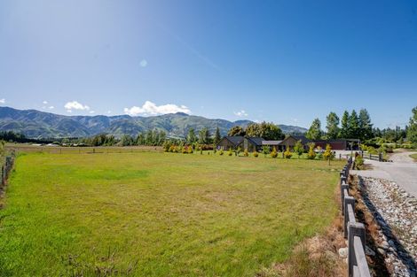 Photo of property in 13 Skylark Place, Lake Hawea, 9382