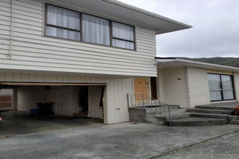 Photo of property in 44 Saint Ronans Avenue, Waterloo, Lower Hutt, 5011