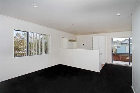 Photo of property in 19 Sabot Place, Massey, Auckland, 0614