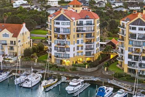 Photo of property in 41 Waterside Crescent, Gulf Harbour, Whangaparaoa, 0930