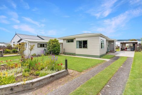 Photo of property in 210 Chartwell Avenue, Whangamata, 3620