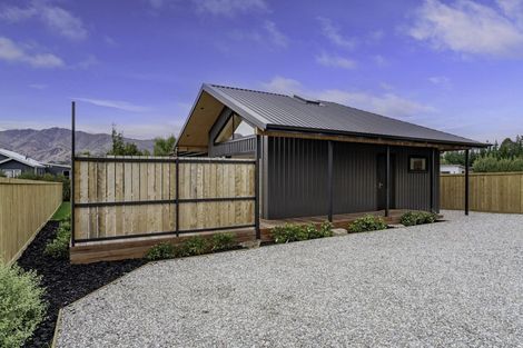 Photo of property in 422b Domain Road, Lake Hawea, 9382
