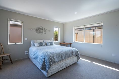 Photo of property in 1 Woodstock Place, Stoke, Nelson, 7011