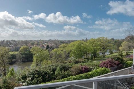 Photo of property in 19a Park Terrace, Hamilton Central, Hamilton, 3204