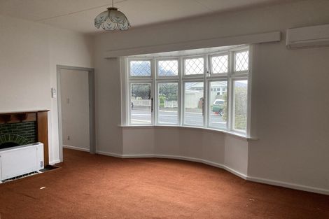 Photo of property in 88 Freyberg Street, Lyall Bay, Wellington, 6022