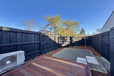 Photo of property in 4/231 Marine Parade, New Brighton, Christchurch, 8061