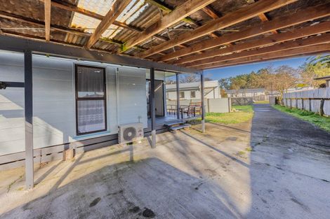 Photo of property in 12 Redwood Drive, Waipukurau, 4200