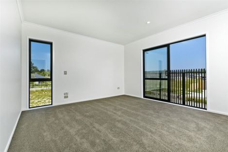 Photo of property in 97 Schoolside Road, Kumeu, 0810