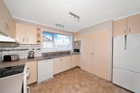 Photo of property in 28 Disraeli Street, Hawera, 4610