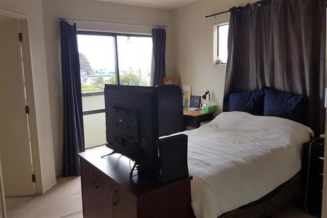 Photo of property in 60 Tiger Drive, Golflands, Auckland, 2013