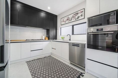 Photo of property in 6e Bacot Place, Howick, Auckland, 2014