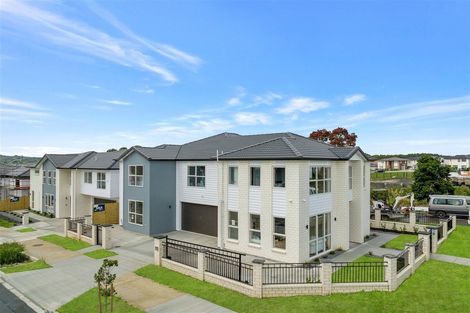 Photo of property in 15 Drumconnell Drive, Flat Bush, Auckland, 2019