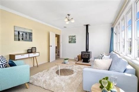 Photo of property in 94 Nicholson Road, Khandallah, Wellington, 6035