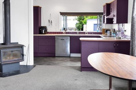 Photo of property in 278 South Road, Hawera, 4610