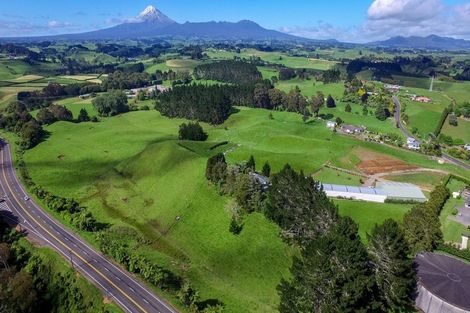 Photo of property in 286 Junction Road, Burgess Park, New Plymouth, 4371