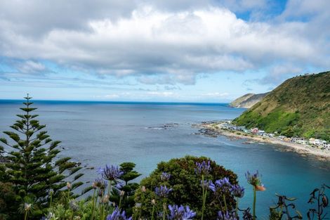 Photo of property in 28 Welland Place, Island Bay, Wellington, 6023