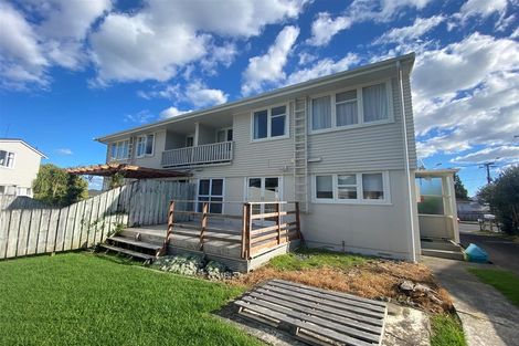 Photo of property in 72a Arimu Road, Papakura, 2110