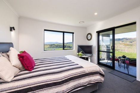 Photo of property in 172 Kingsdale Park Drive, Aokautere, Palmerston North, 4471