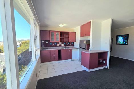 Photo of property in Churchill Flats, 213 The Terrace, Wellington Central, Wellington, 6011