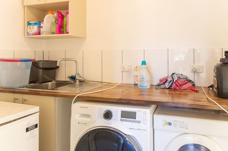 Photo of property in 159 Ravensbourne Road, Ravensbourne, Dunedin, 9022