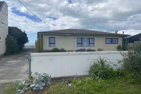 Photo of property in 21 Clifton Road, Haumoana, 4102