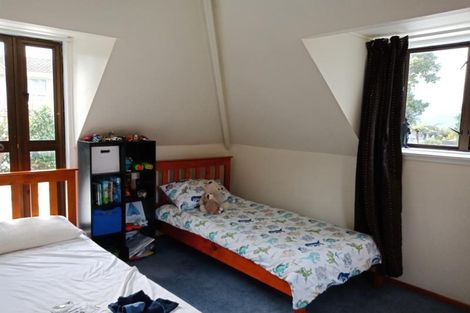 Photo of property in 85 Tirohanga Road, Tirohanga, Lower Hutt, 5010