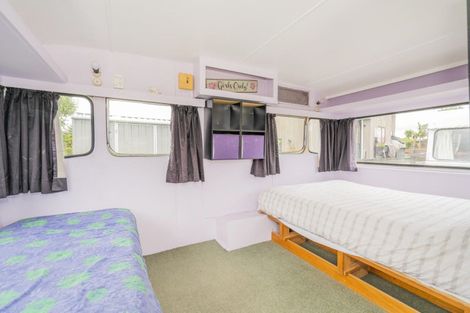 Photo of property in 27 Motukorure Parade, Cooks Beach, Whitianga, 3591