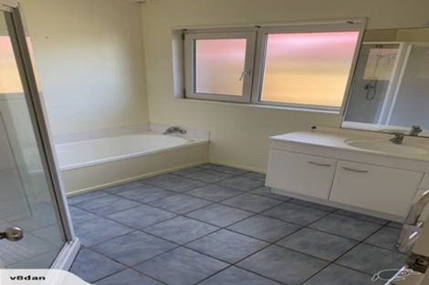 Photo of property in 24 Ti Rakau Drive, Woolston, Christchurch, 8023