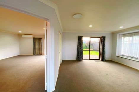Photo of property in 4 Ashgrove Court, Hamilton East, Hamilton, 3216