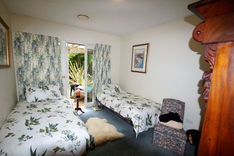 Photo of property in 1 Majestic Lane, Cashmere, Christchurch, 8022