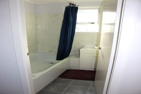 Photo of property in 5b Reese Jones Grove, Maungaraki, Lower Hutt, 5010