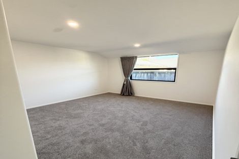 Photo of property in 2/84 Mcmahon Drive, Aidanfield, Christchurch, 8025
