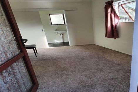 Photo of property in 76 Gallony Avenue, Massey, Auckland, 0614