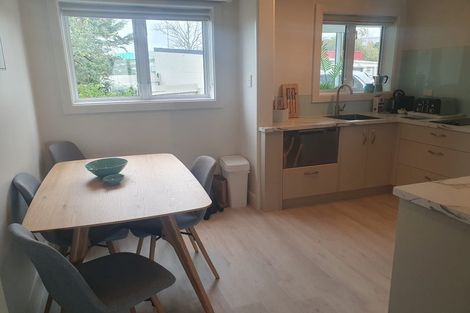 Photo of property in 1-12/48 The Bay Hill, Timaru, 7910