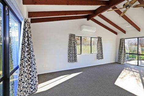 Photo of property in 17 Fleming Crescent, Maraenui, Napier, 4110