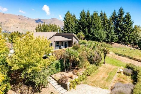 Photo of property in 38 Ballantyne Road, Wanaka, 9305