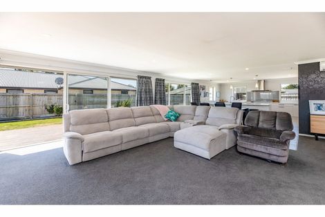 Photo of property in 5 Kereru Close, Oxford, 7430