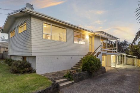 Photo of property in 202 Rangatira Road, Beach Haven, Auckland, 0626