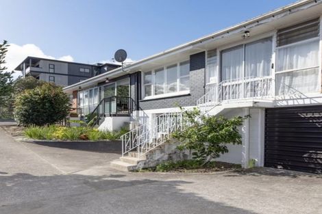 Photo of property in 2/71 Mount Smart Road, Onehunga, Auckland, 1061