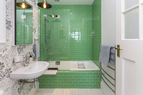 Photo of property in 36 Glenelg Spur, Hillsborough, Christchurch, 8022