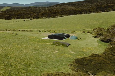 Photo of property in 1740b Western Lake Road, Western Lake, Featherston, 5773