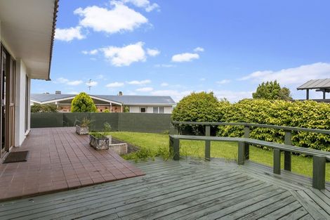 Photo of property in 1/95 Aberdeen Road, Castor Bay, Auckland, 0620