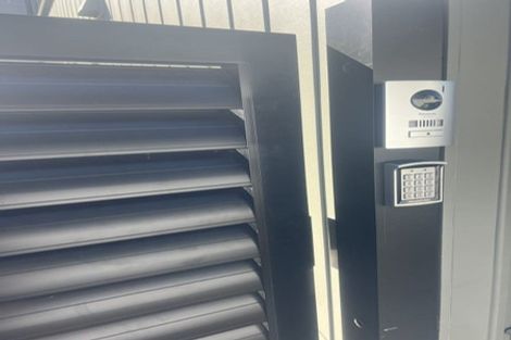 Photo of property in 333a East Coast Road, Mairangi Bay, Auckland, 0630