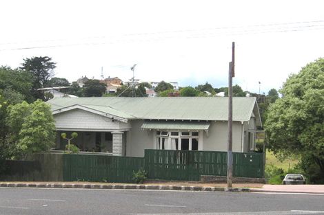Photo of property in 2/67 Dryden Street, Grey Lynn, Auckland, 1021