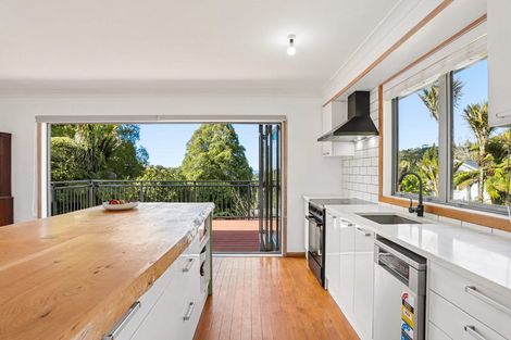 Photo of property in 373 Huia Road, Titirangi, Auckland, 0604