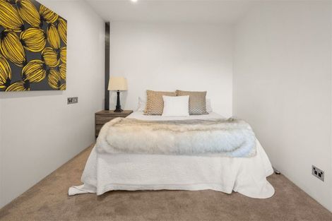 Photo of property in 100 Glandovey Road, Fendalton, Christchurch, 8052